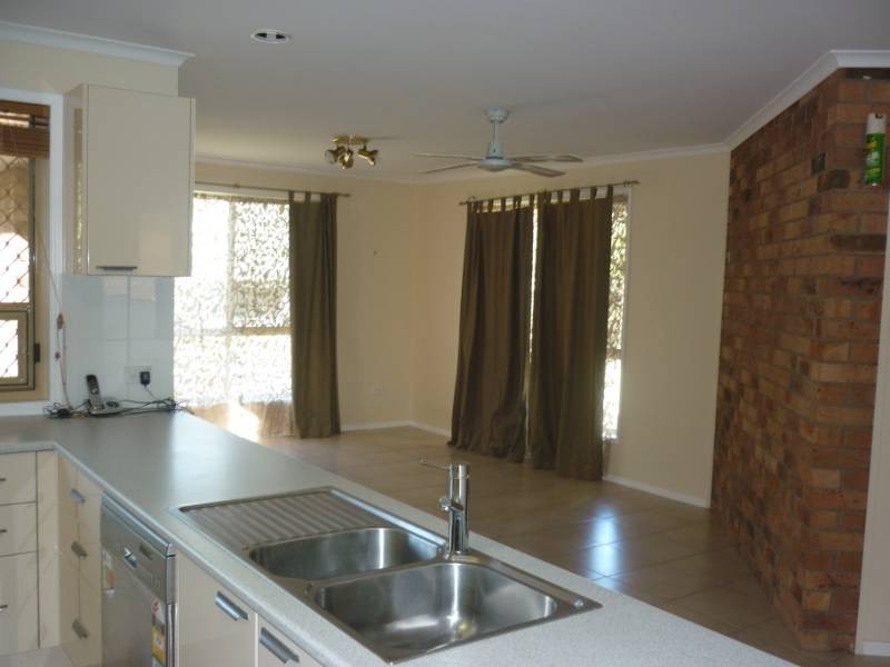 2 Trinity Court, Cleveland QLD 4163