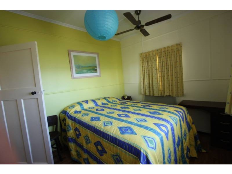 35 Flinders Avenue, Dunwich QLD 4183