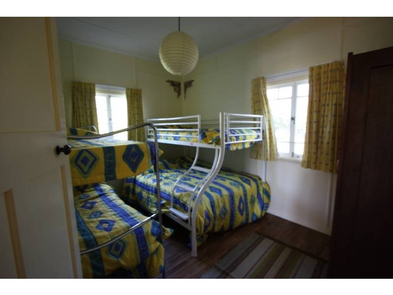 35 Flinders Avenue, Dunwich QLD 4183