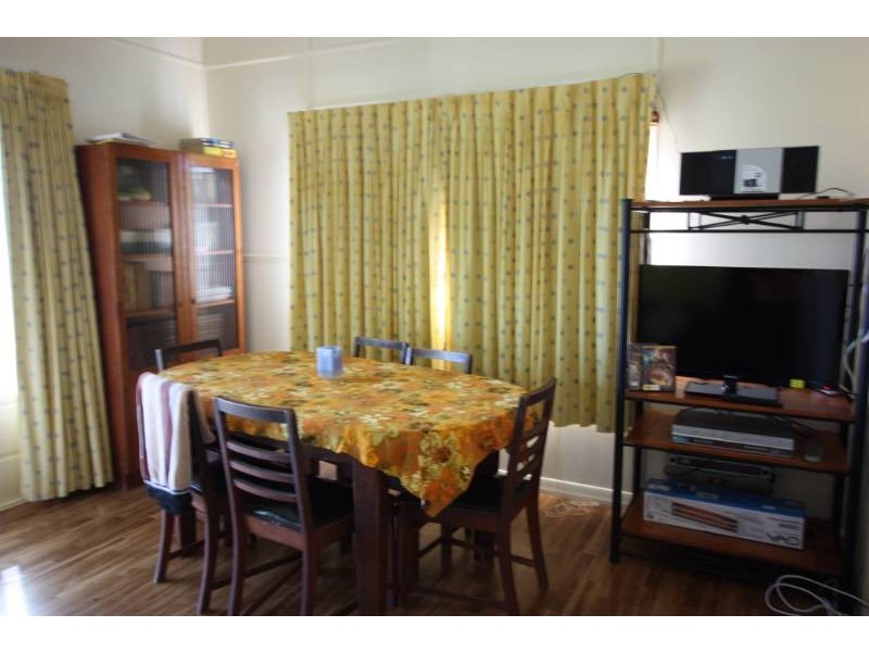 35 Flinders Avenue, Dunwich QLD 4183