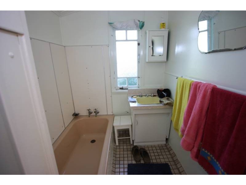 35 Flinders Avenue, Dunwich QLD 4183