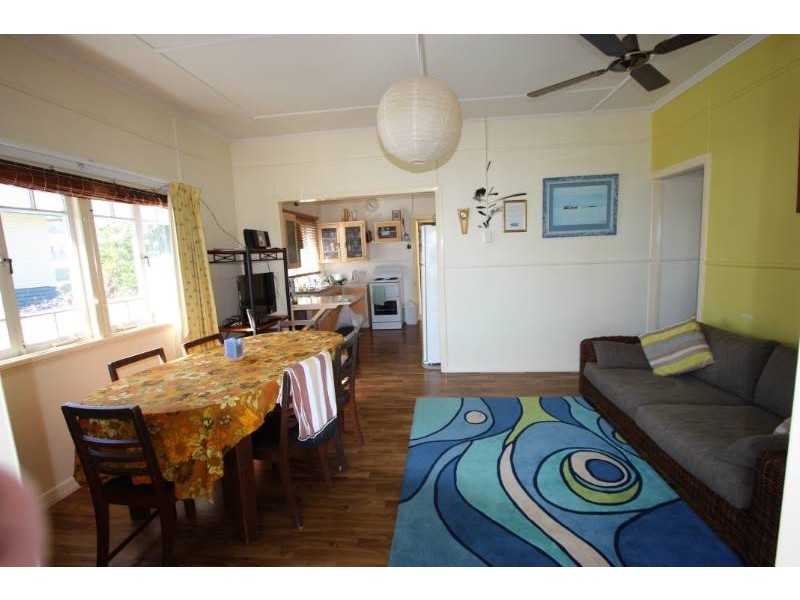 35 Flinders Avenue, Dunwich QLD 4183