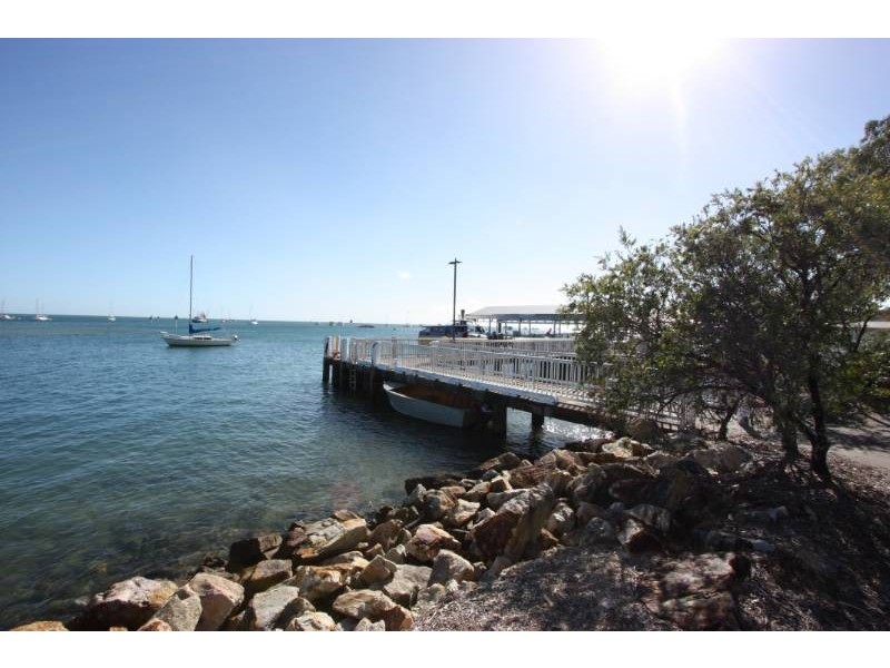 35 Flinders Avenue, Dunwich QLD 4183