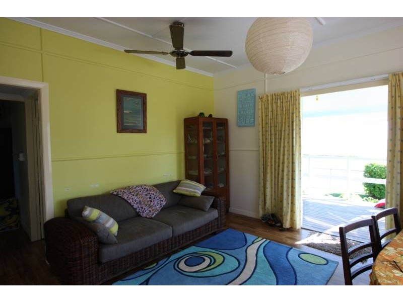 35 Flinders Avenue, Dunwich QLD 4183