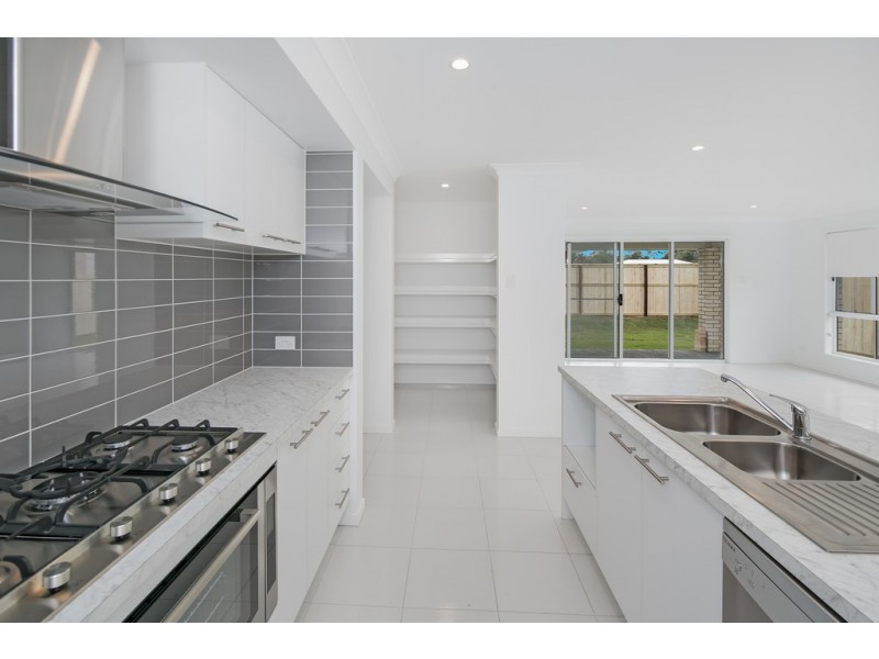 18 MARANOA ST, Thornlands QLD 4164