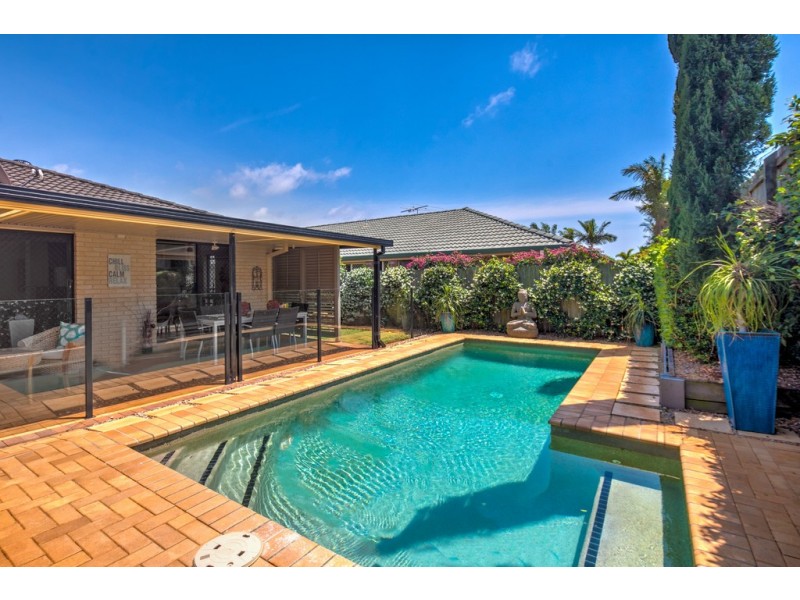 11 Baythorn Drive, Thornlands QLD 4164