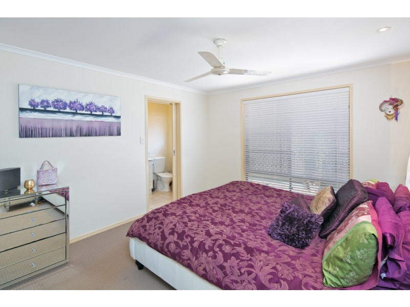 11 Baythorn Drive, Thornlands QLD 4164