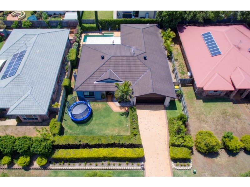 11 Baythorn Drive, Thornlands QLD 4164