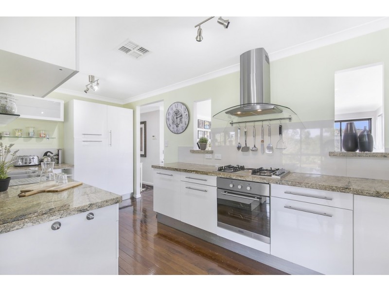 46 Hampshire Crescent, Alexandra Hills QLD 4161