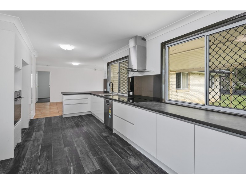 14 Trent Circuit, Alexandra Hills QLD 4161