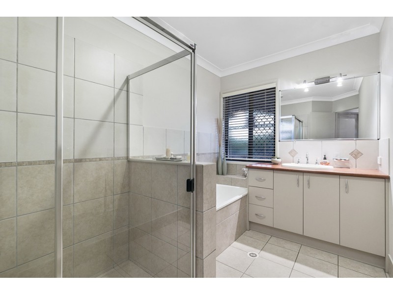 15 Moreton View Crescent, Thornlands QLD 4164