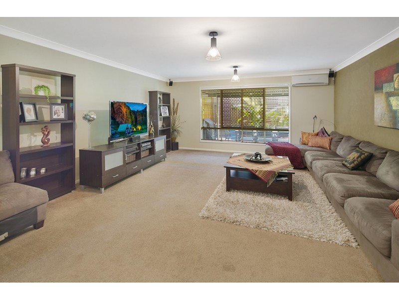 34 Ebony Crescent, Redland Bay QLD 4165