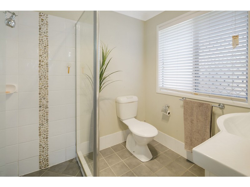 34 Ebony Crescent, Redland Bay QLD 4165