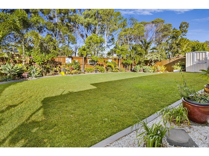 34 Ebony Crescent, Redland Bay QLD 4165