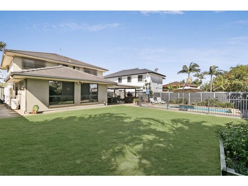 32 Kimbolton Drive, Redland Bay QLD 4165