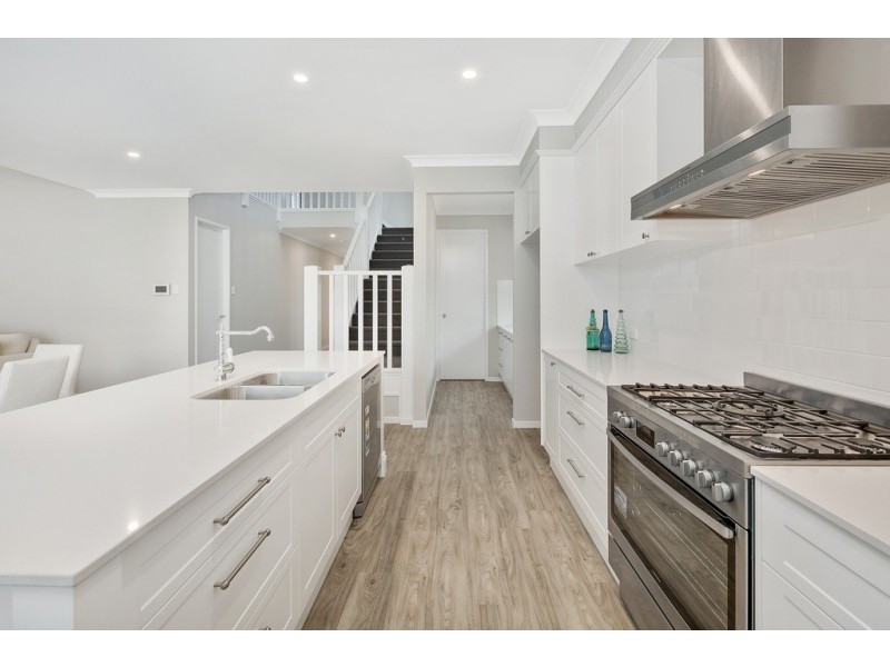230 Wellington Street, Ormiston QLD 4160