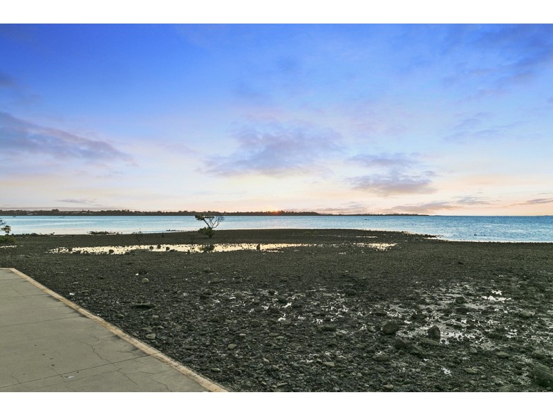18 Cross Lane, Cleveland QLD 4163
