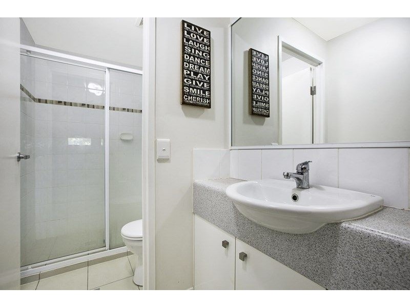 1/7-13 Shore Street East, Cleveland QLD 4163