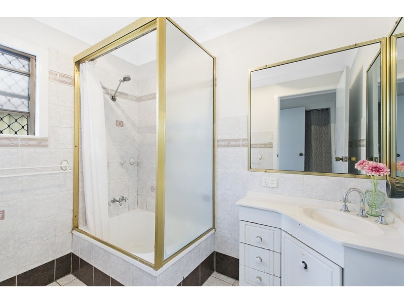 8-10 Station Street, Wellington Point QLD 4160