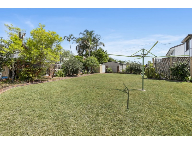 14 Lark Street, Birkdale QLD 4159