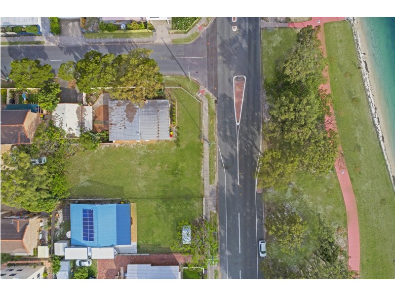 233 Welsby Parade, Bongaree QLD 4507