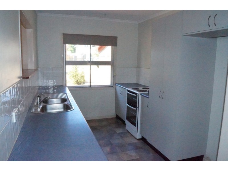 50 Coburg Street East, Cleveland QLD 4163