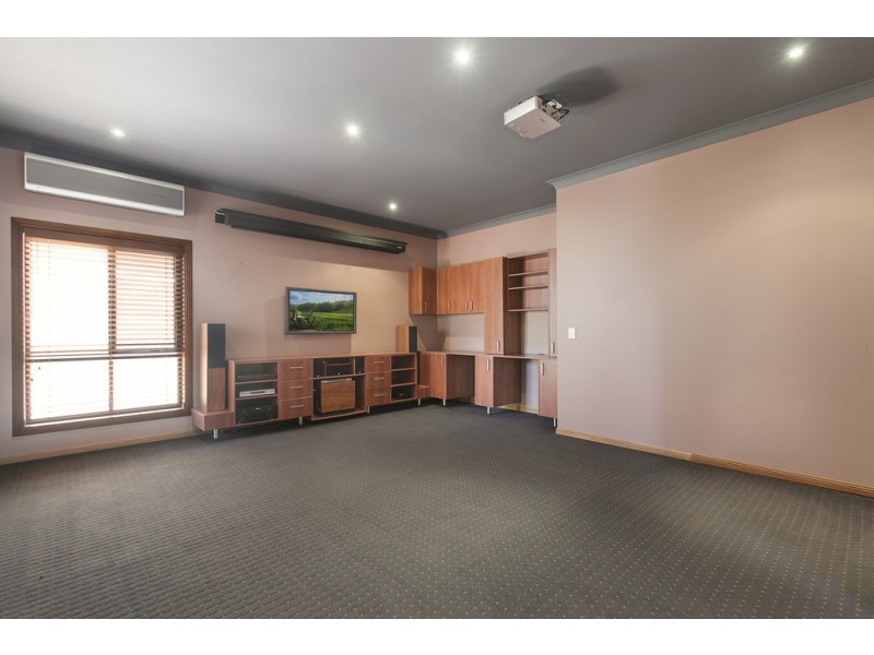 26 Nautilus Drive, Ormiston QLD 4160
