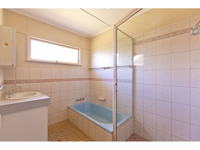 83 Marlborough Road, Wellington Point QLD 4160