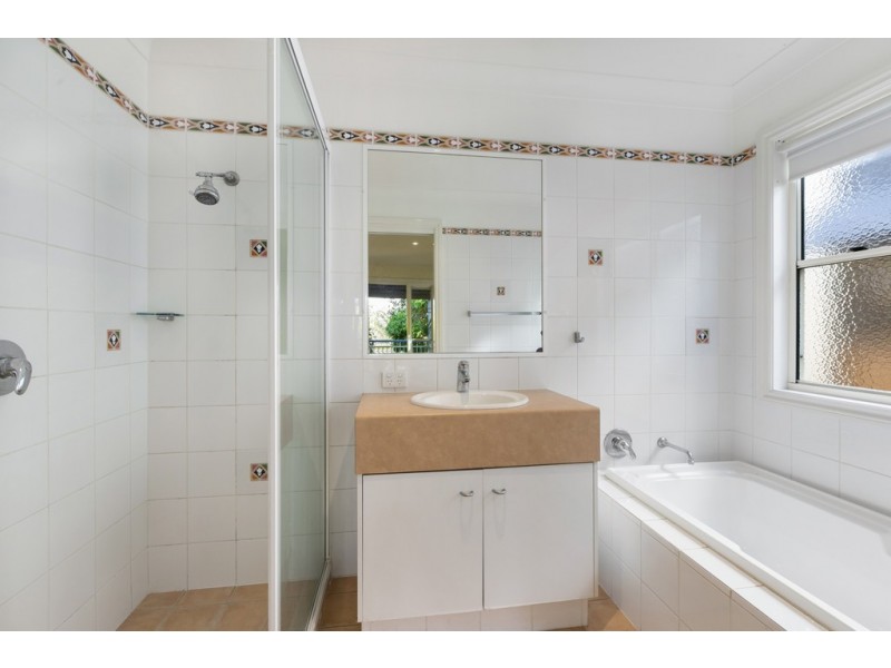 103 Mountjoy Terrace, Manly QLD 4179