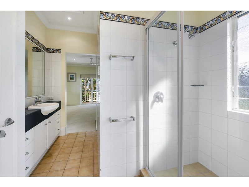 103 Mountjoy Terrace, Manly QLD 4179