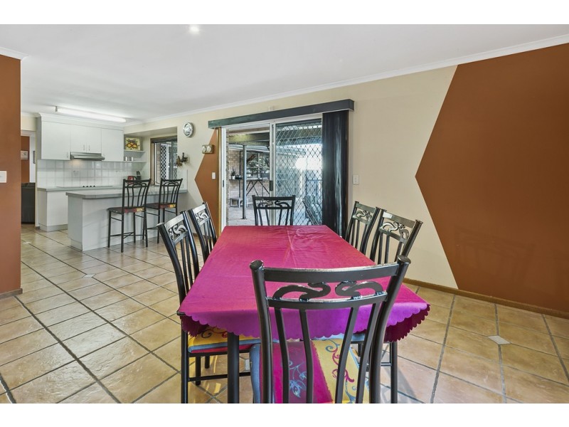 339 Redland Bay Road, Capalaba QLD 4157