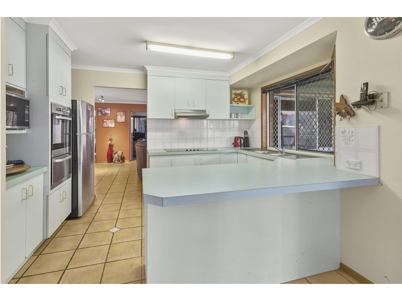 339 Redland Bay Road, Capalaba QLD 4157
