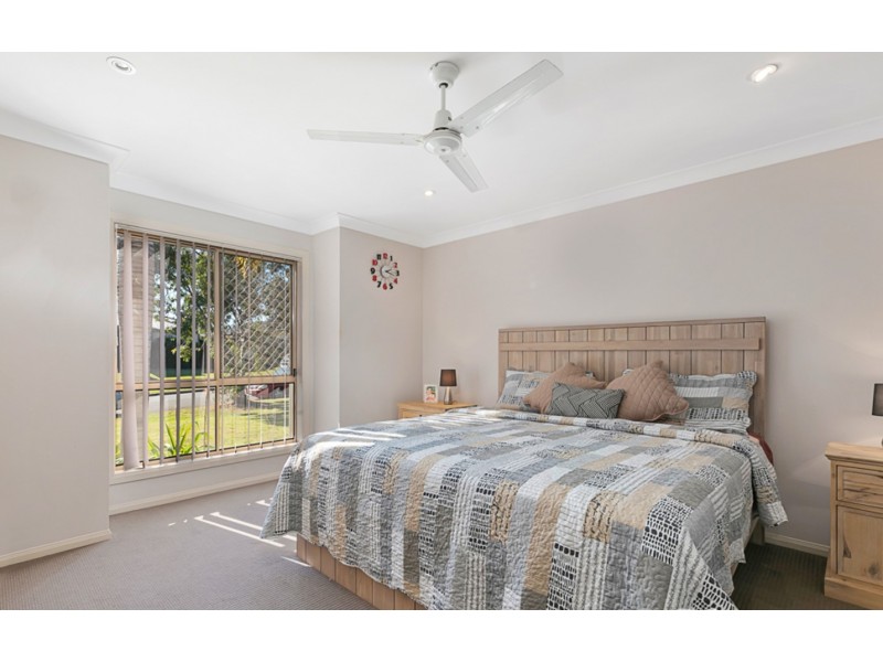 62 Sunningdale Drive, Redland Bay QLD 4165