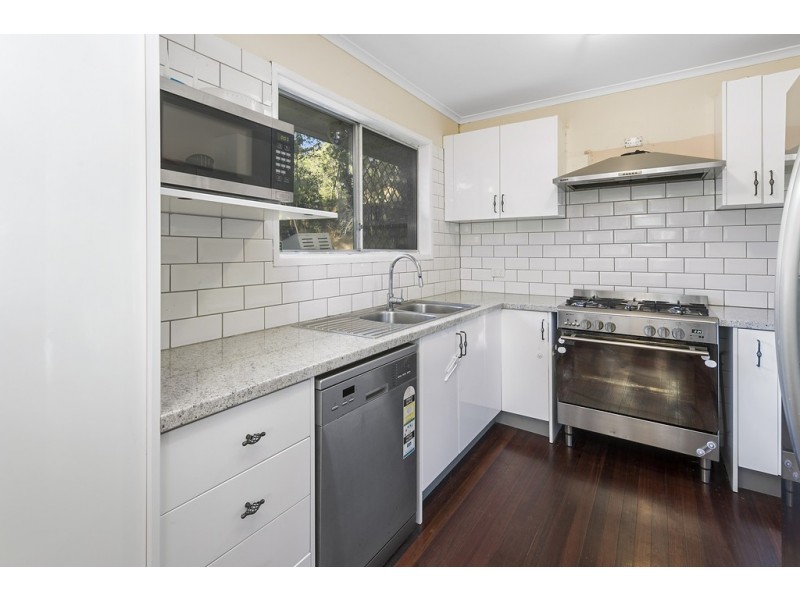 62 Winston Road, Sheldon QLD 4157