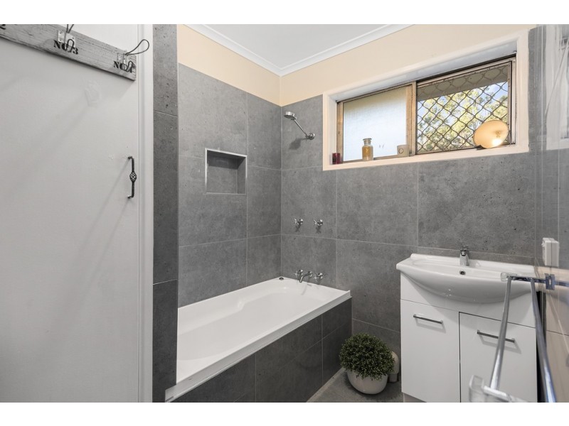 62 Winston Road, Sheldon QLD 4157