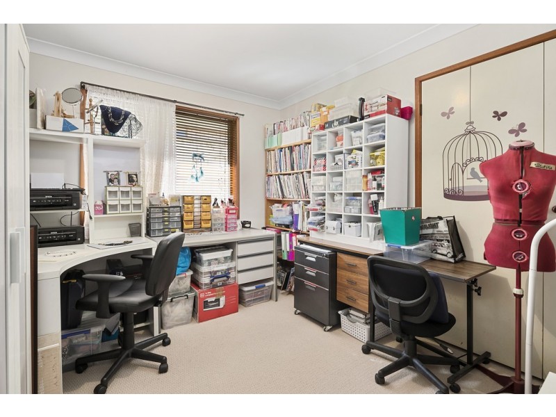 21 Vera Street, Redland Bay QLD 4165