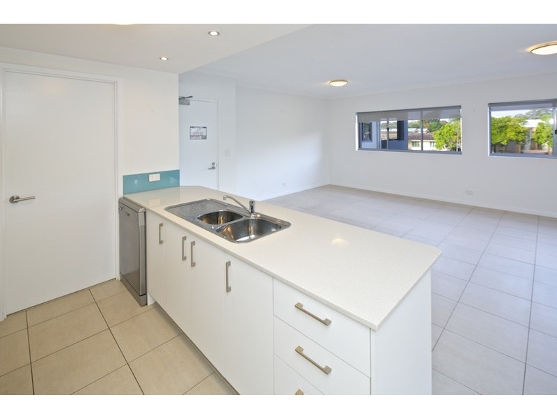 150 Middle Street, Cleveland QLD 4163