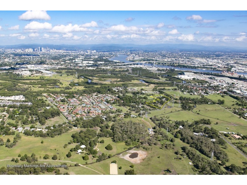 165 and 221 Hemmant Tingalpa Road, Hemmant QLD 4174