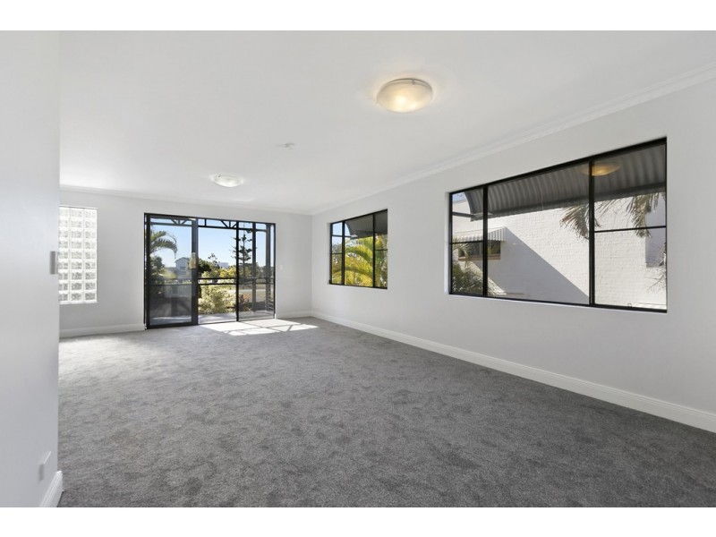 4/23-25 North Street, Cleveland QLD 4163