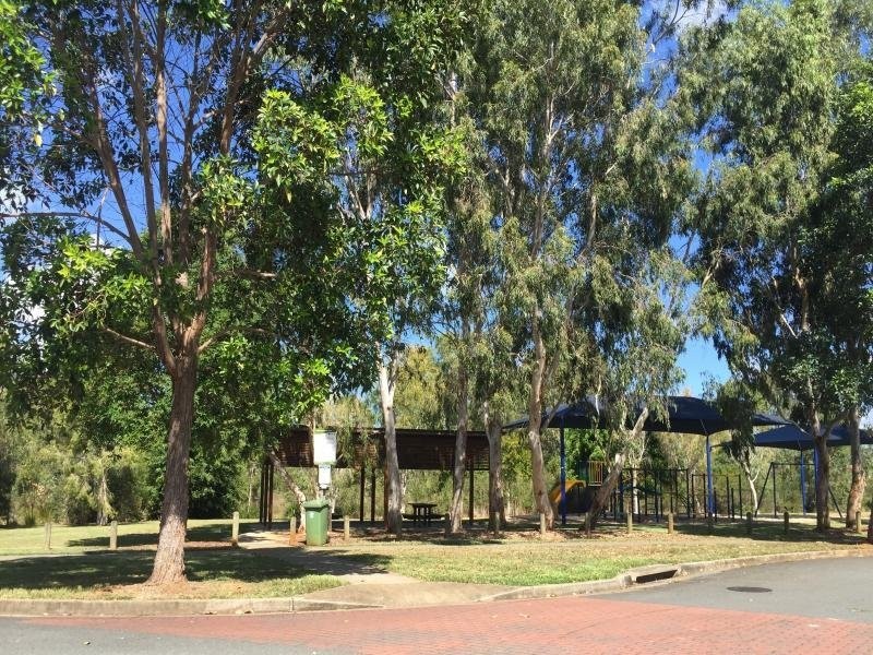 27 Cole Street, Redland Bay QLD 4165