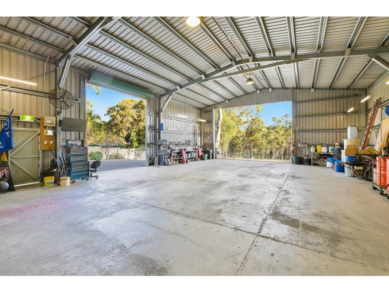 339 Redland Bay Road, Capalaba QLD 4157