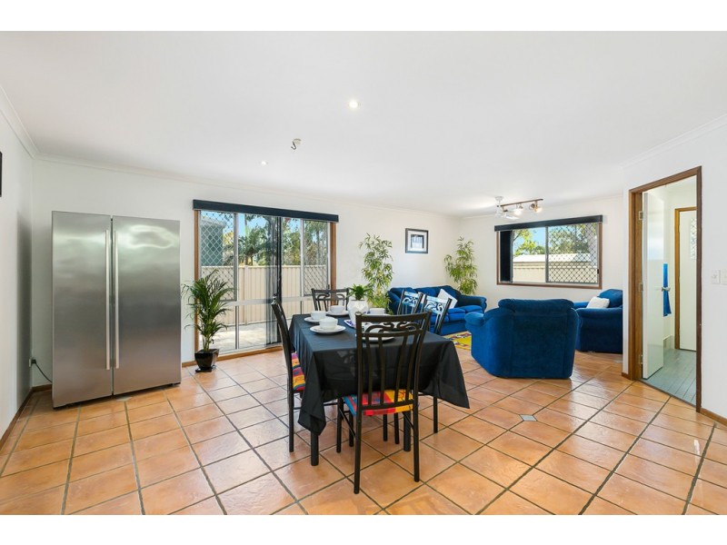 339 Redland Bay Road, Capalaba QLD 4157