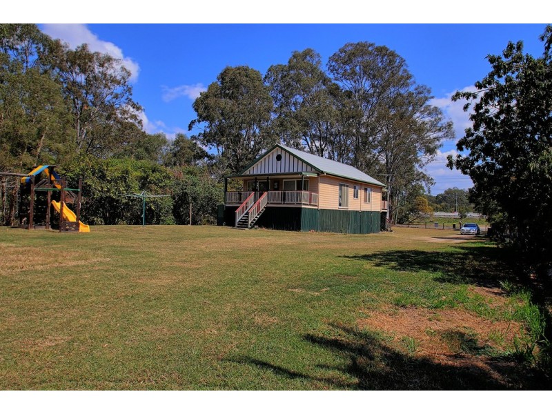 74 Stanton Road, Tingalpa QLD 4173