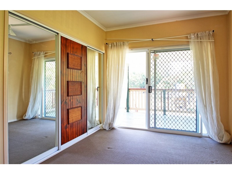 74 Stanton Road, Tingalpa QLD 4173