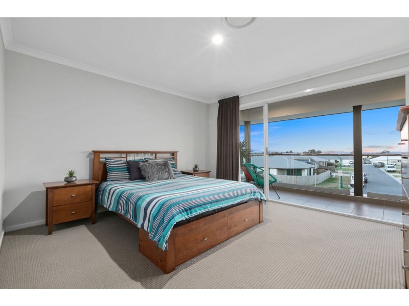 49 Unwin Road, Redland Bay QLD 4165