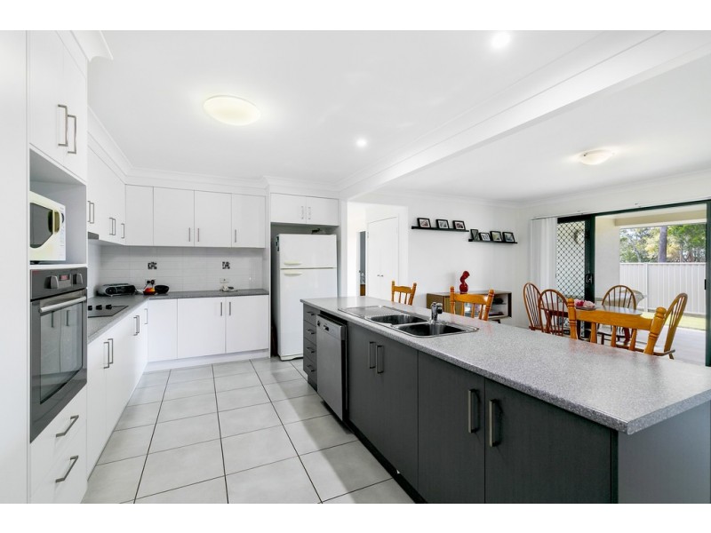 20 Pandanus Street, Birkdale QLD 4159