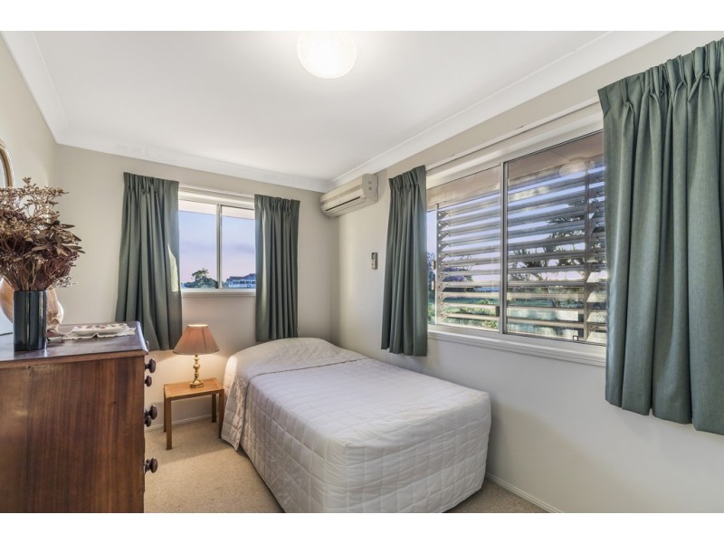 1 Waverley Court, Ormiston QLD 4160