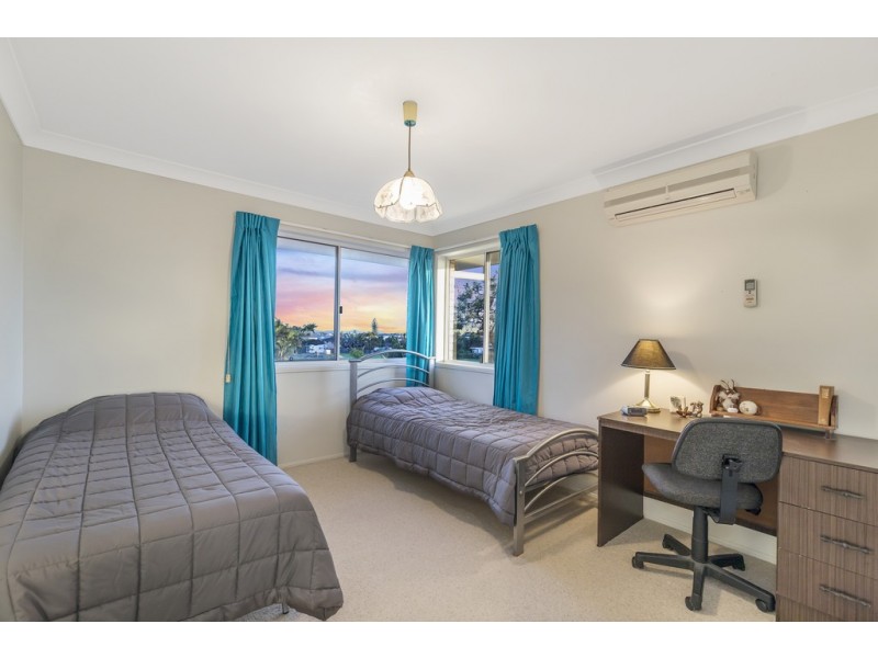 1 Waverley Court, Ormiston QLD 4160