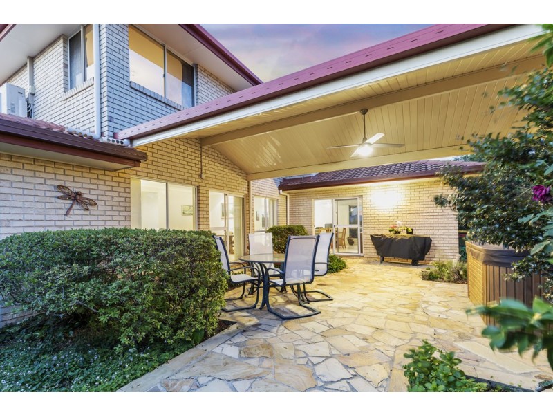 1 Waverley Court, Ormiston QLD 4160