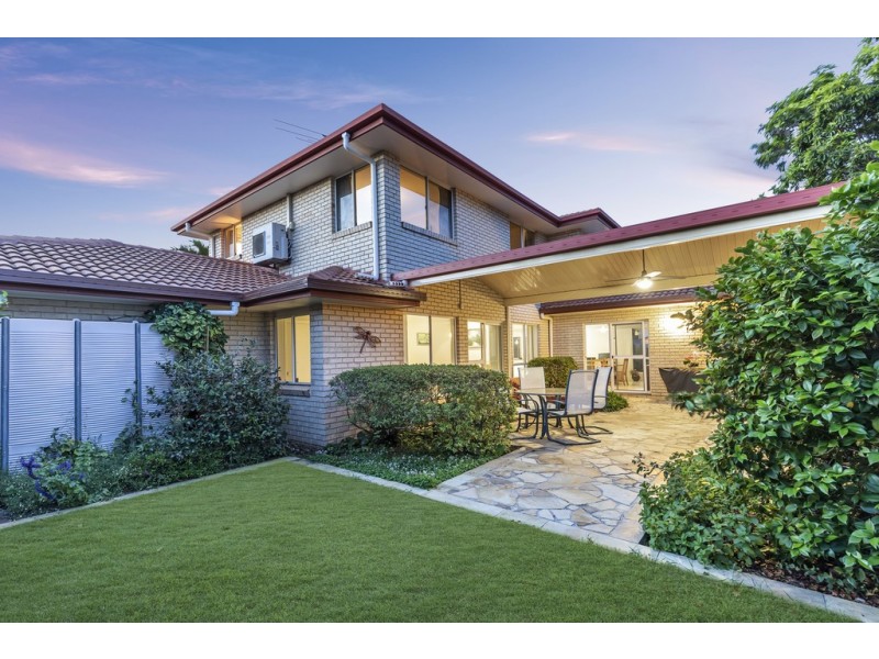 1 Waverley Court, Ormiston QLD 4160